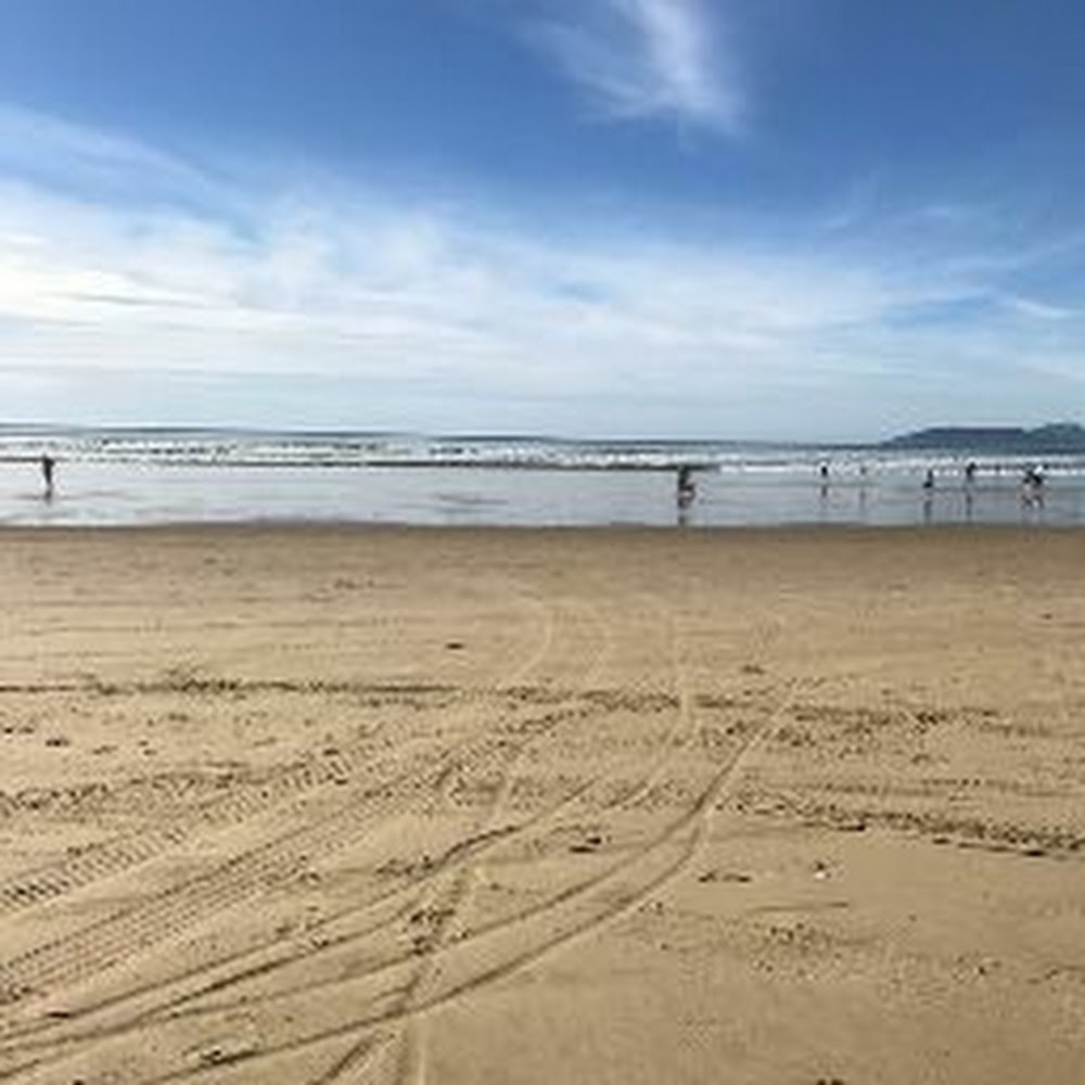 Meet your Posher, Beach